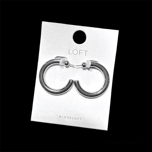 LOFT Post-back Silver Hoop Earrings NWT - Picture 1 of 5